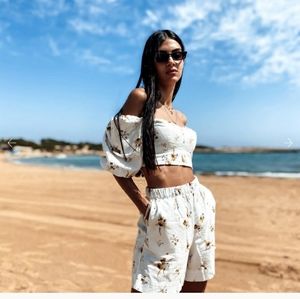 H&M Wildflowers floral shorts XL AND TOP